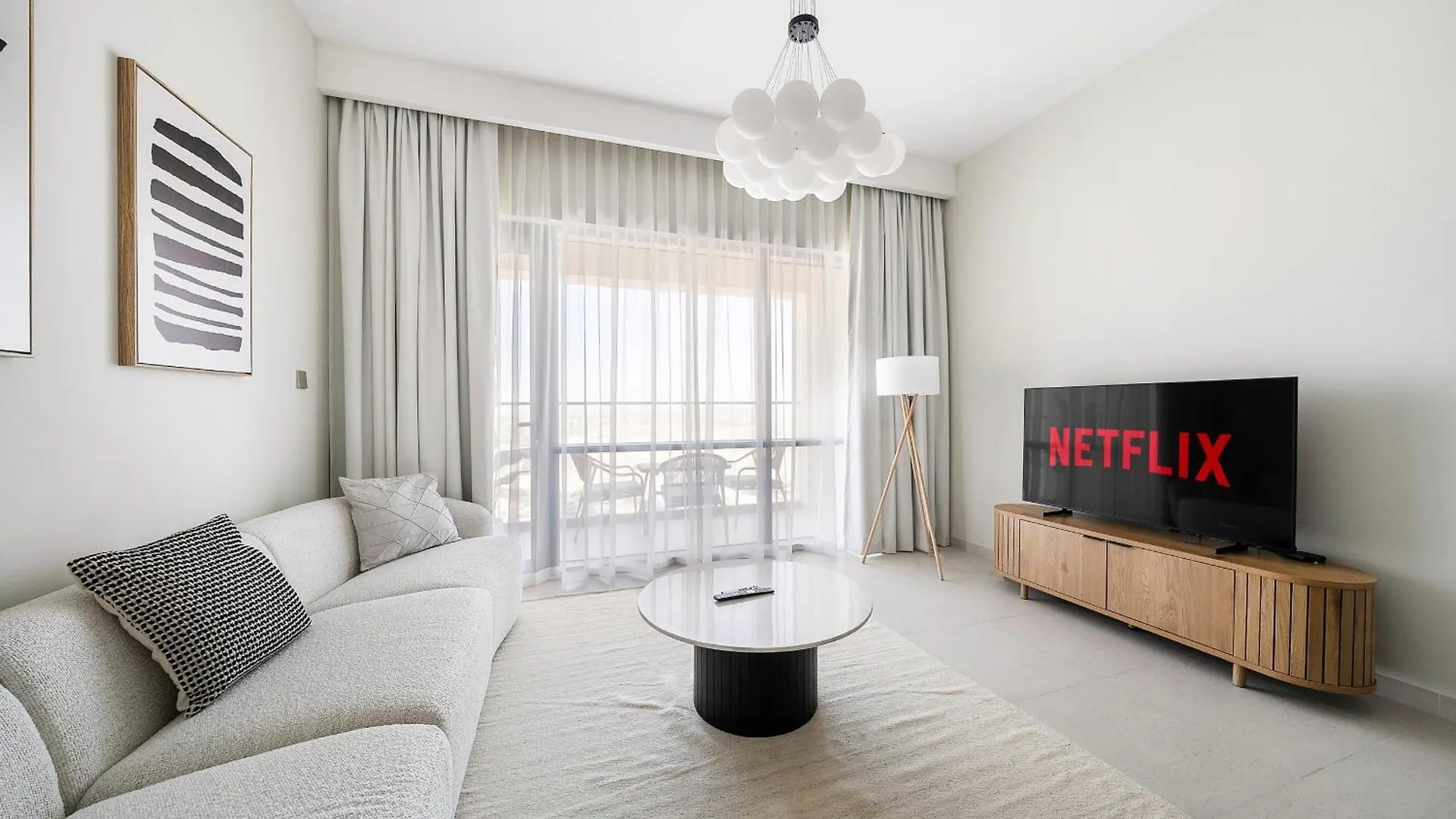 Vayk - Modern 1 Bd Near The Lagoon In Creek Harbour location
