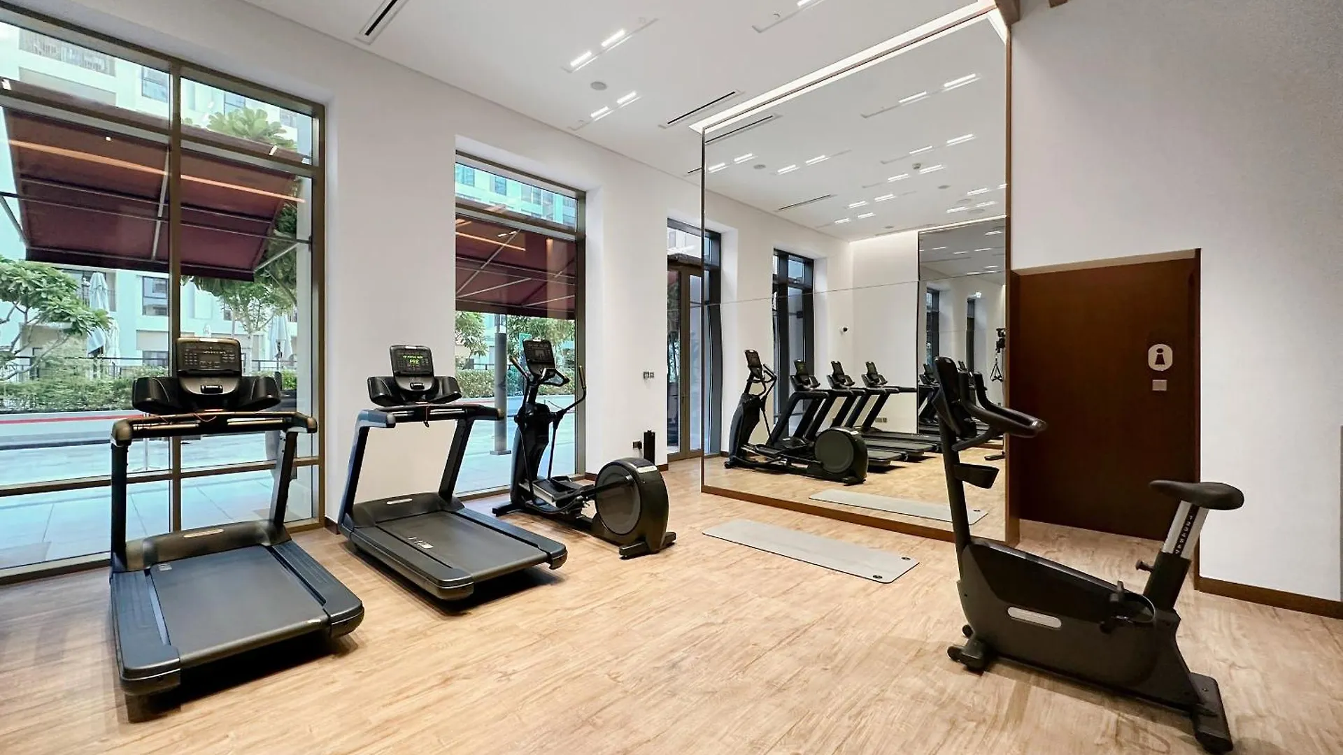 Apartment Vayk - Modern 1 Bd Near The Lagoon In Creek Harbour Dubai