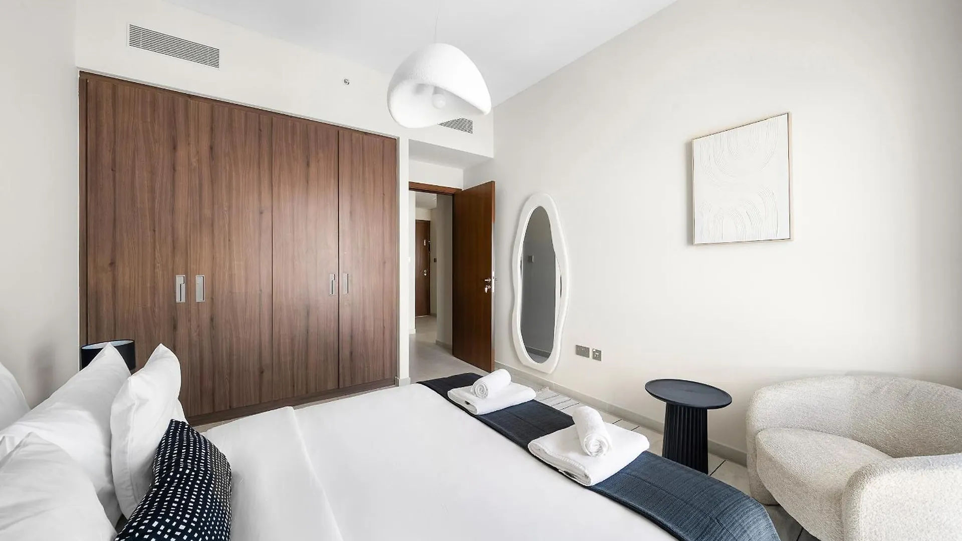 Vayk - Modern 1 Bd Near The Lagoon In Creek Harbour Dubai Apartment